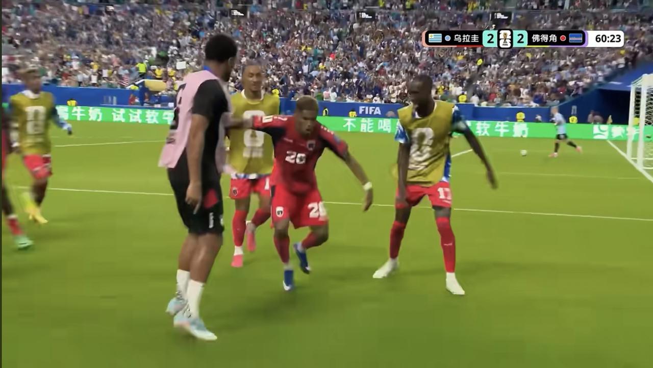 佛得角，真可谓是“佛的脚”！
先是0:0逼平南非世界杯冠军西班牙，
今日又2:2