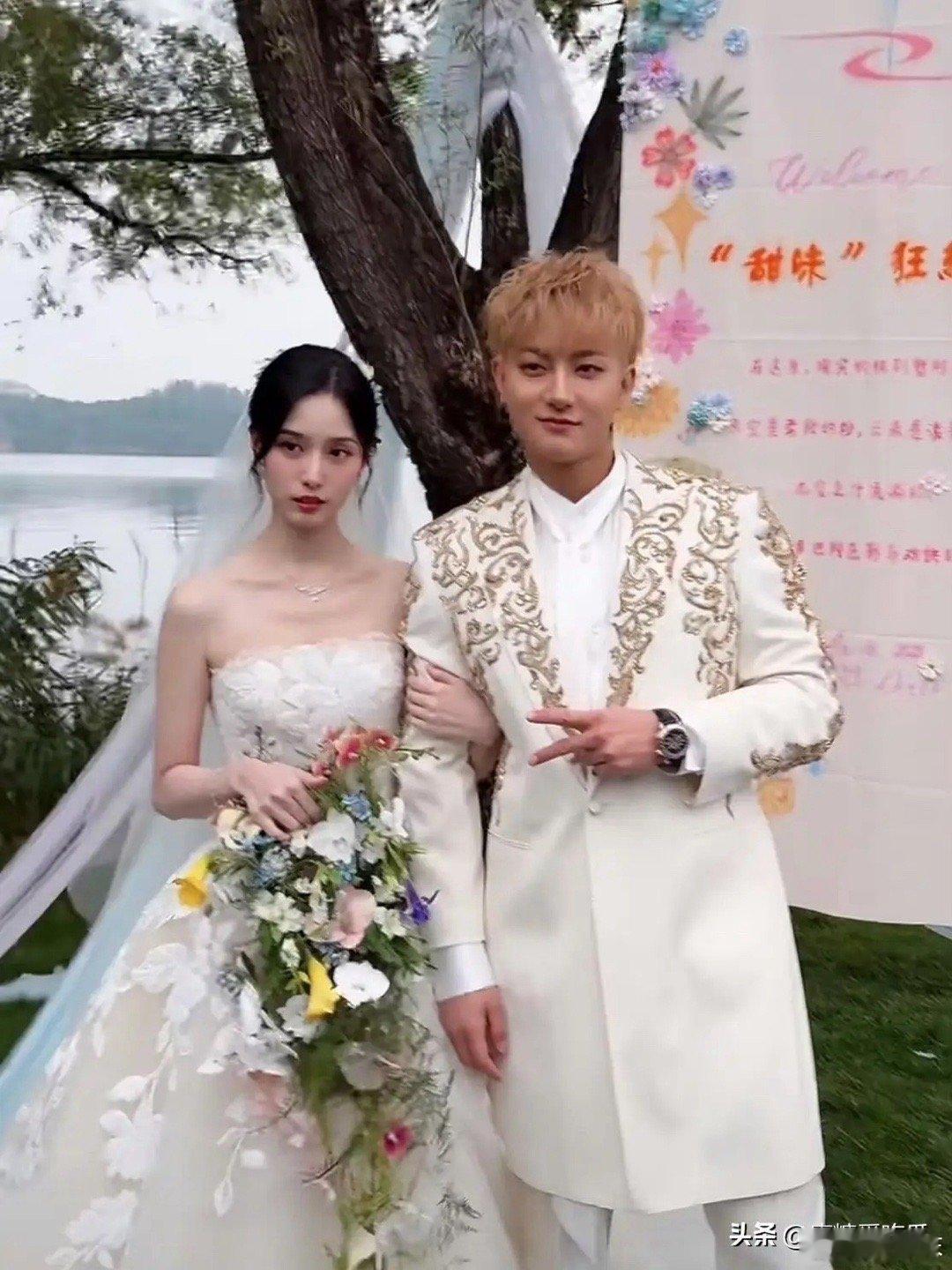 黄子韬你能不能给我个痛快鹿晗今天到底来不来参加你的婚礼，都说礼尚往来，你去他的演