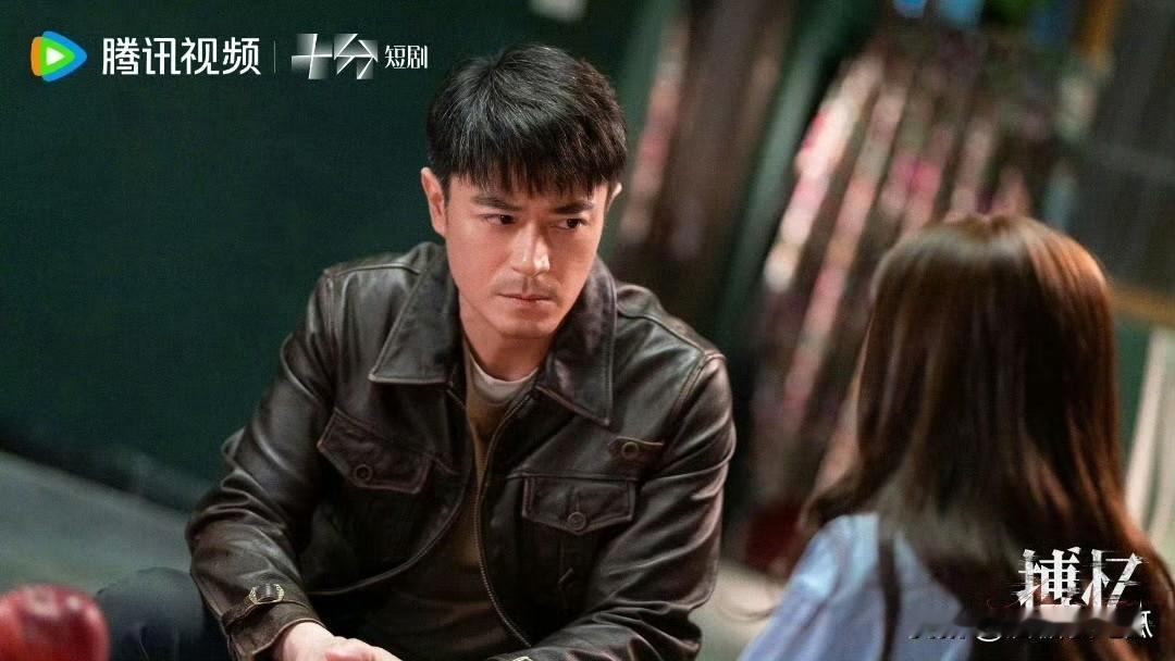 霍建华
运气真的用完了
你说他后悔吧，他早就不缺钱了，而且拥有了这个世界上最爱他