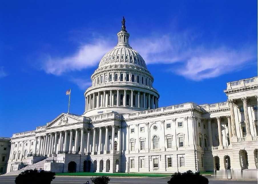 美国白宫23日发布声明，美国促成俄乌在奥列什基达成局部人道停火协议。双方约定，自