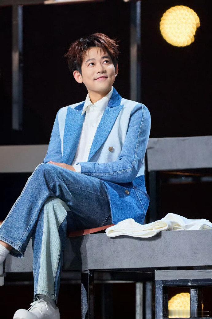 苏醒回应和王栎鑫的吵架修罗场湖南卫视背后苏醒[超话]哥哥们的“原谅”哪是刻意？那