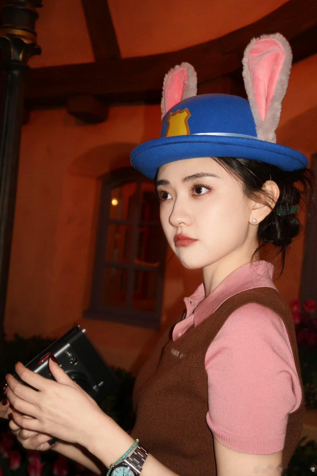 盘点兔子宝宝女明星😎卢昱晓 梁洁 ​​​