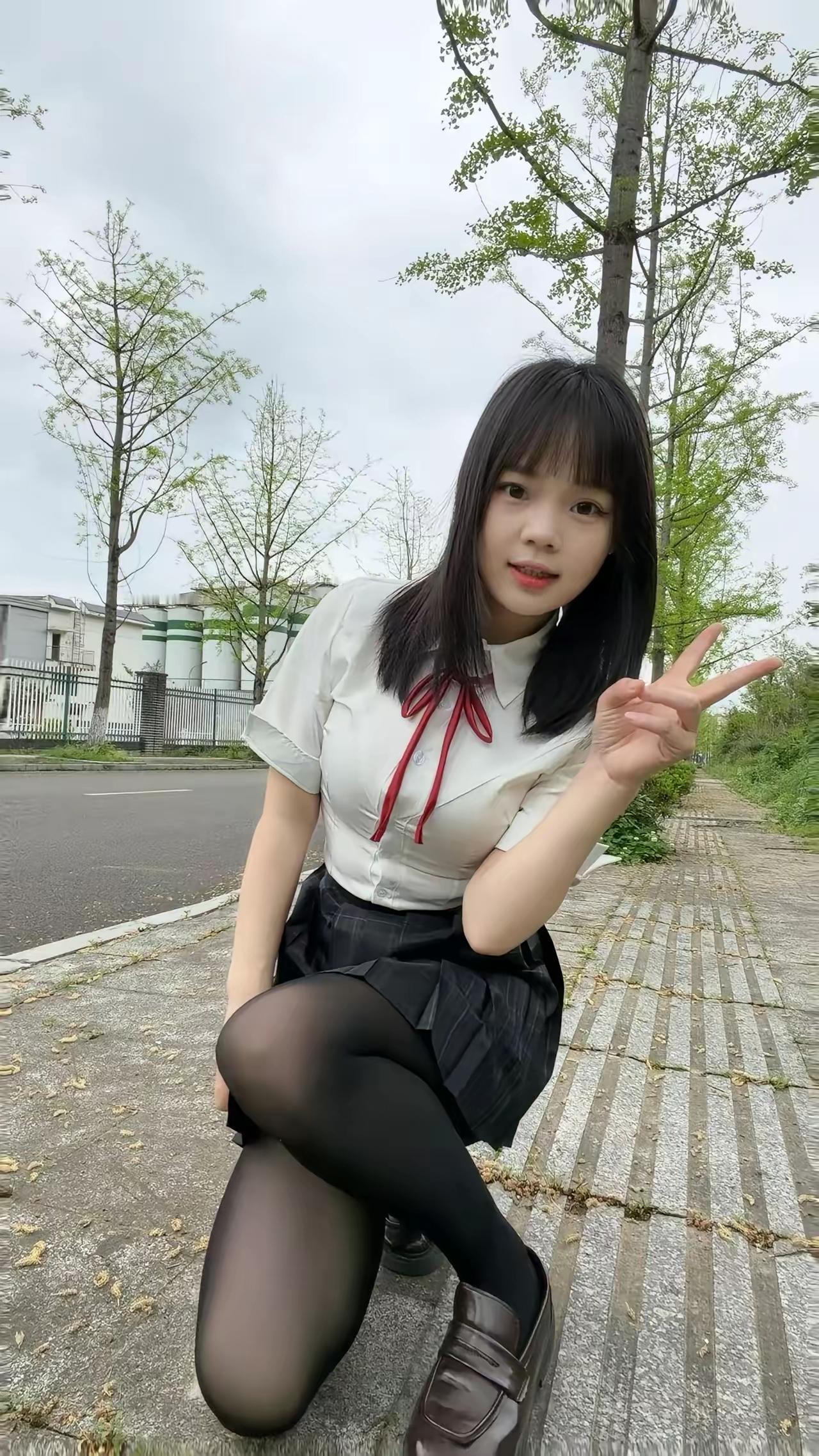 曾经的学生时代分享一张外出拍的最美的照片
