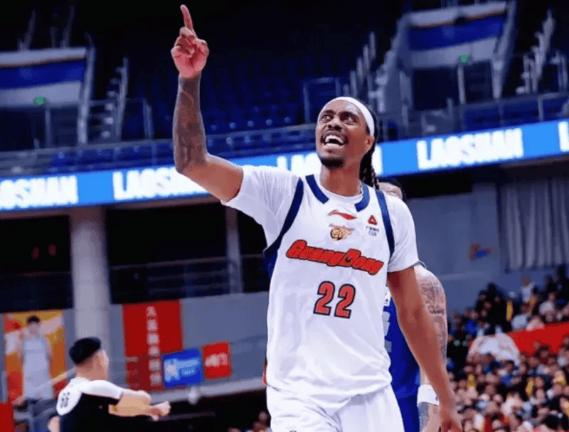 麦考尔：当你的防守强度下降之后，让一个队员得了接近40分