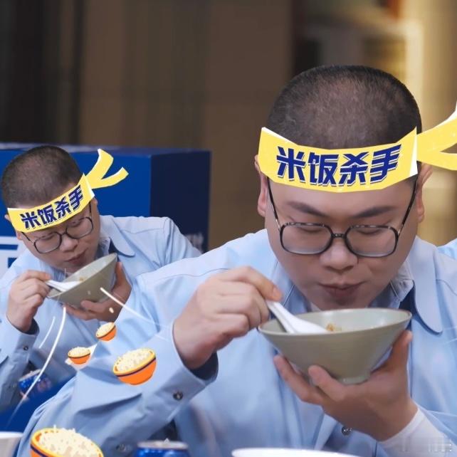 吕严极品饭灵根吕严这极品饭灵根也太绝了，川菜湘菜海鲜全拿捏，上饭综简直如鱼得水。