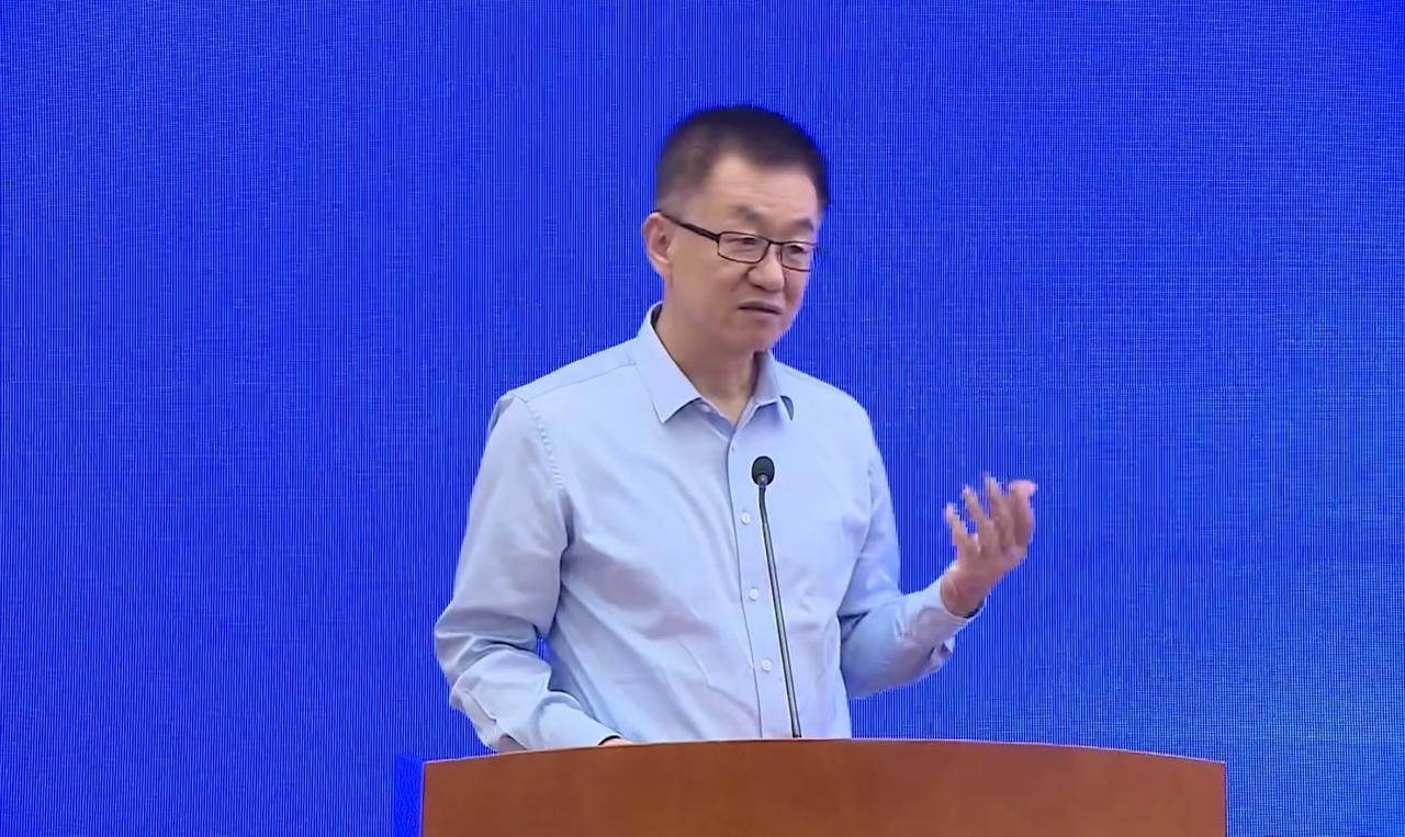 优化营商环境 提升政务服务效能
推动惠企政策直达快享 应享尽享
石家庄市举行“石