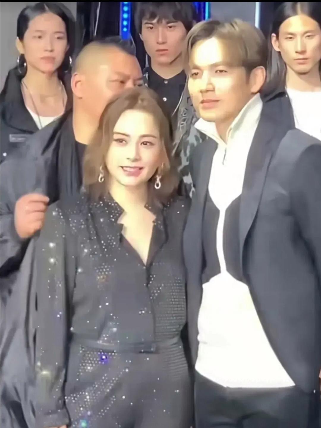 阿娇和钟汉良同框，不得不说这两人真的是神奇的存在，阿娇不管怎么胖，脸依然还是那么