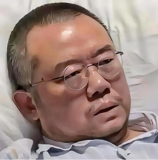 著名情感主持人涂磊大病一场住进医院，原本以为能得到真切关怀，没成想竟在病床边看清