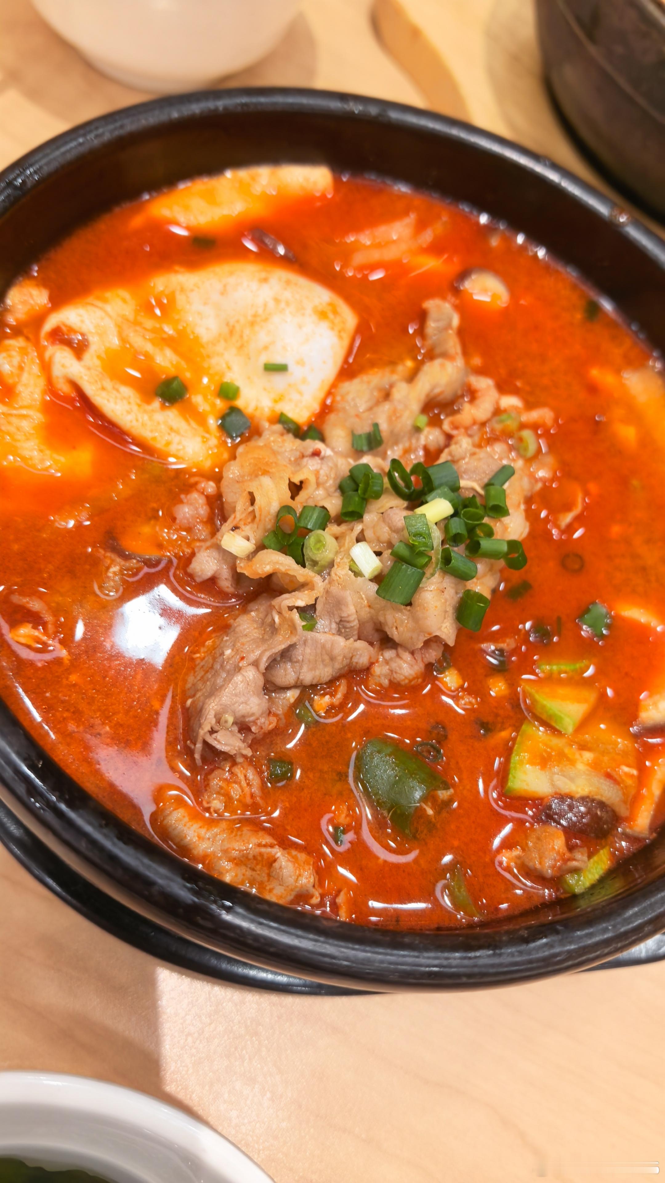 吃了两碗饭 