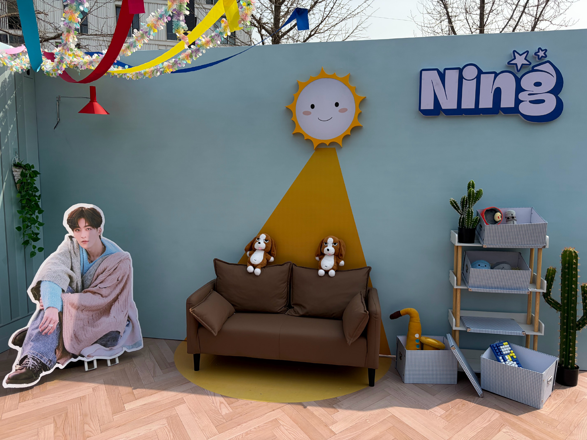 被何洛洛的用心感动了爱上何洛洛易如反掌何洛洛这次逆应援是艺人工作室和主办联合制作