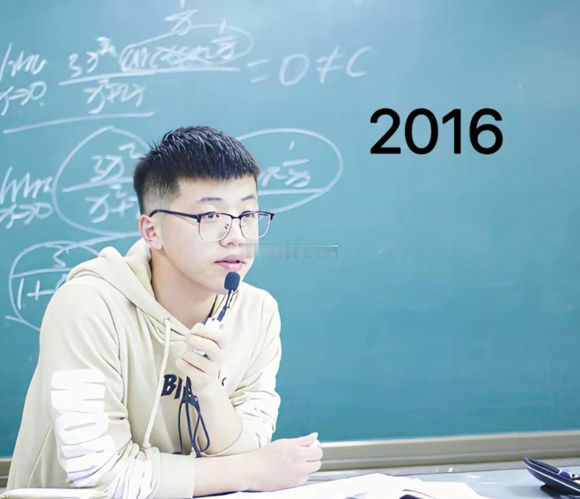 怎么感觉胖了后更有魅力了呢？ ​​​