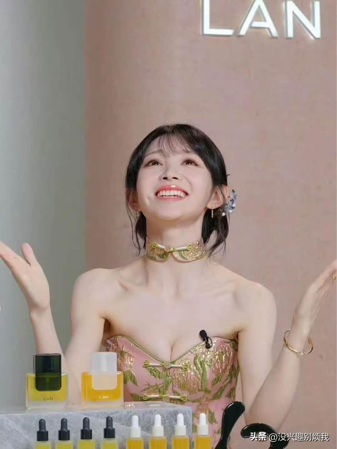 田曦薇的身材很曼妙