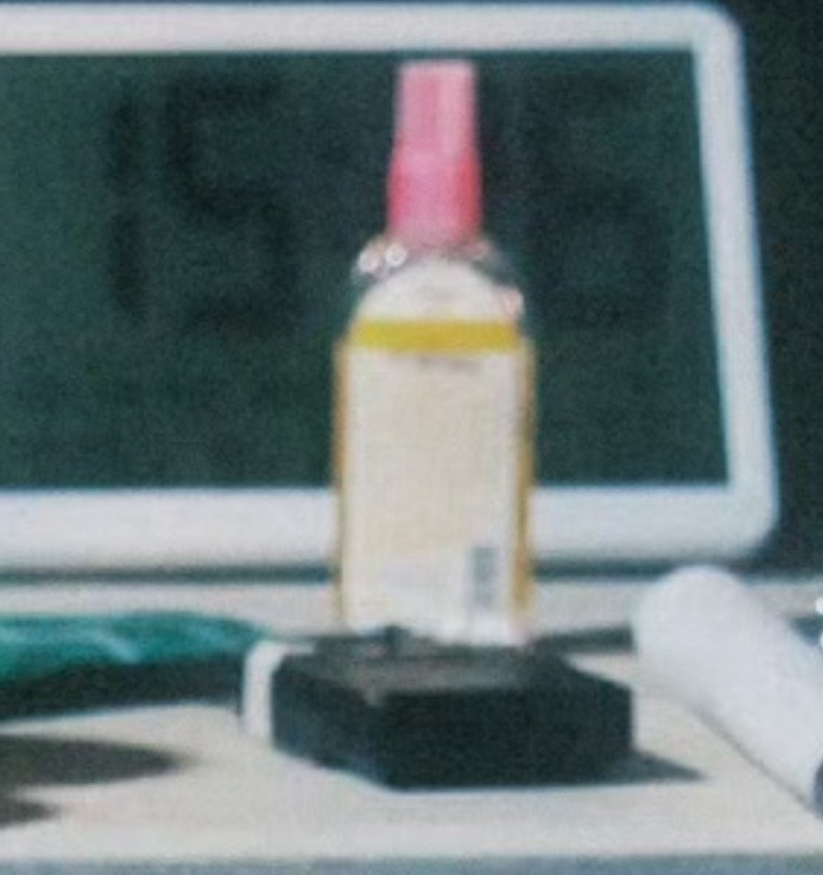 宝宝用的是这款泰国花露水[喵喵] ​​​
