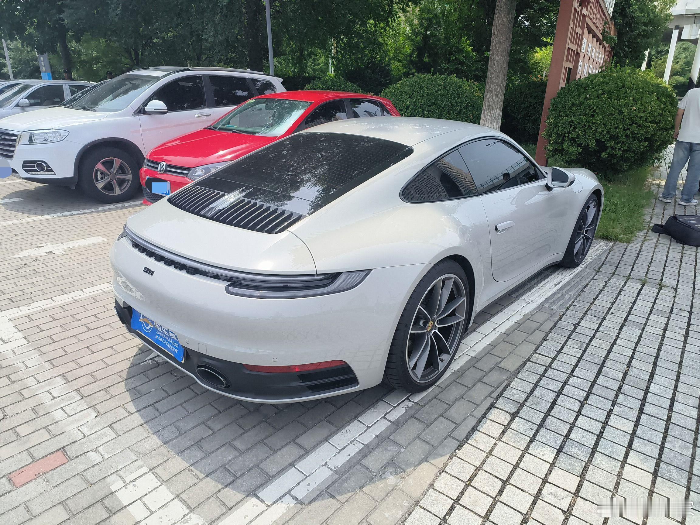 有了小米SU7Ultra，保时捷911都不爱了！前两天验了一台保时捷911，20
