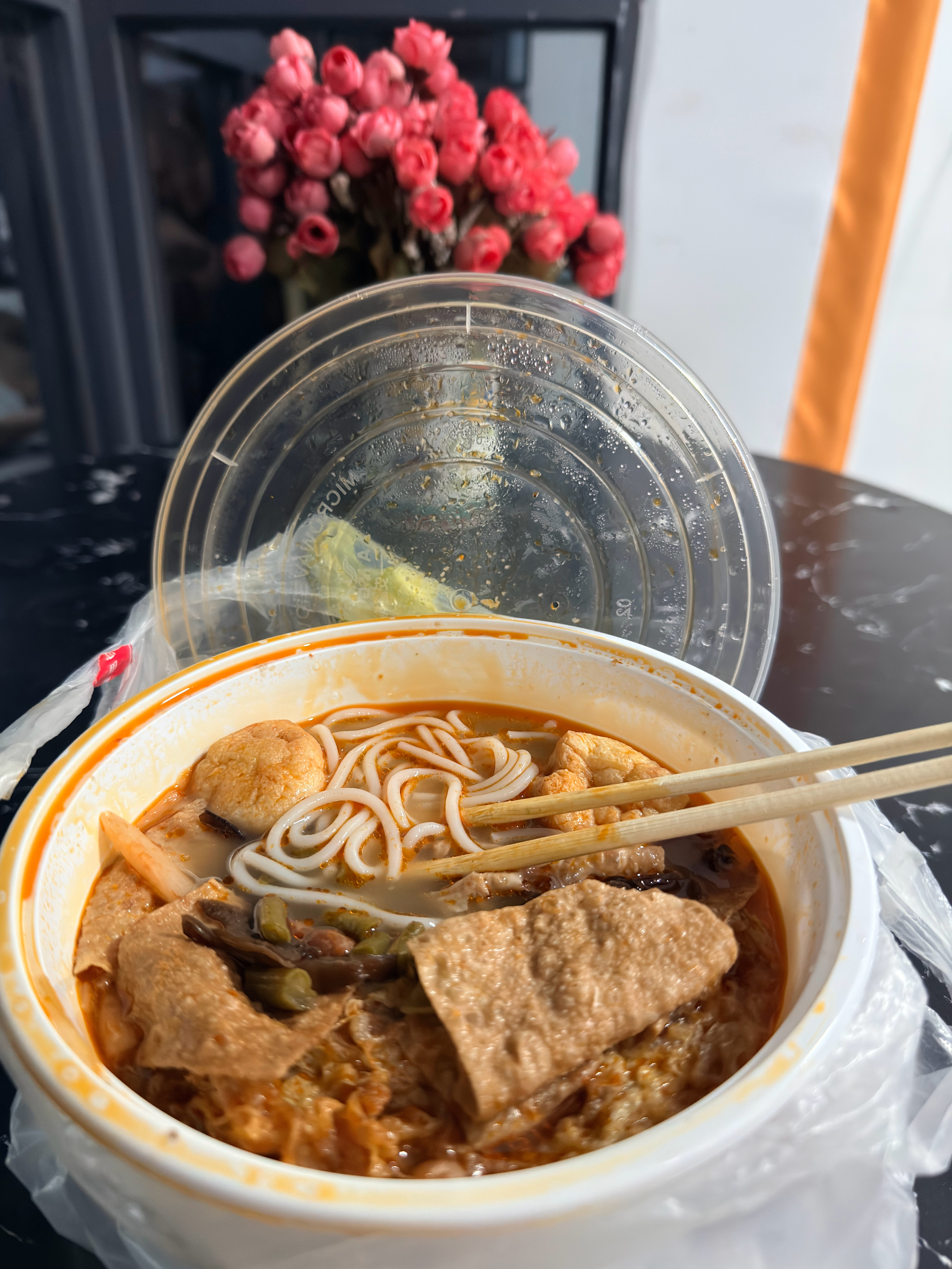 嗦粉🍜🍜🍜 