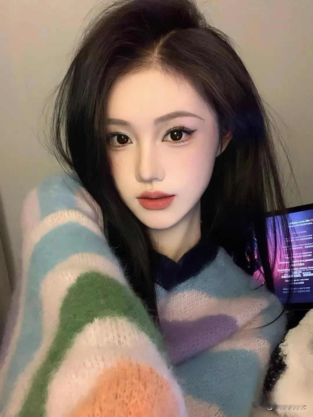 信人啊，别光听他们说了啥，关键得看他们做了啥。嘴上抹蜜的，不一定心里有你；沉默寡