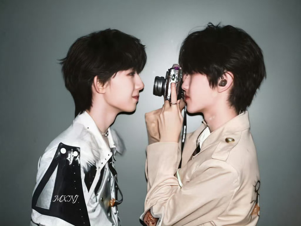 奇文b站总榜第一了，是四代双人舞台首个吧？ 