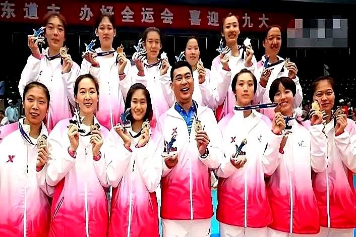 明天打完与天津女排五六名比赛，朱婷就会带着收获和遗憾离开全运会现场。这是她最后一