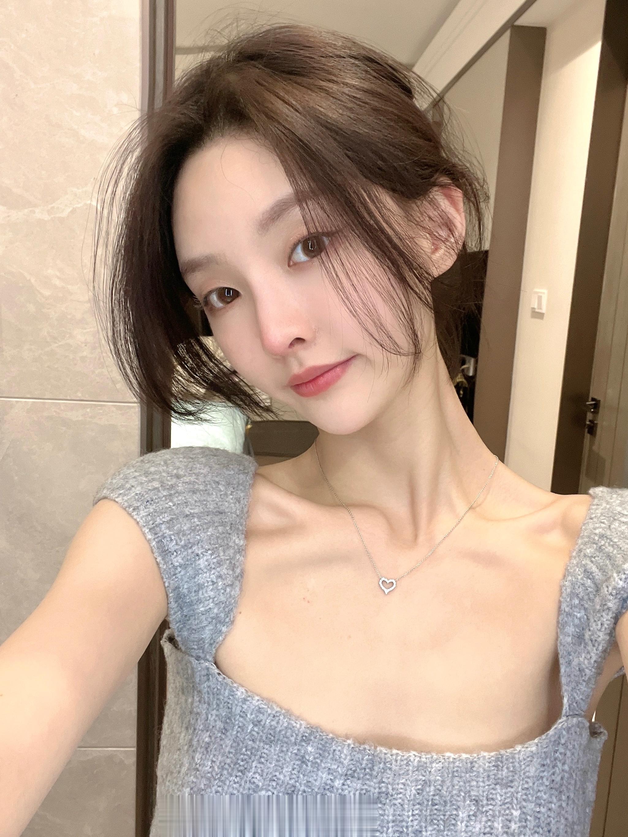 今天的妆不戳 ​​​