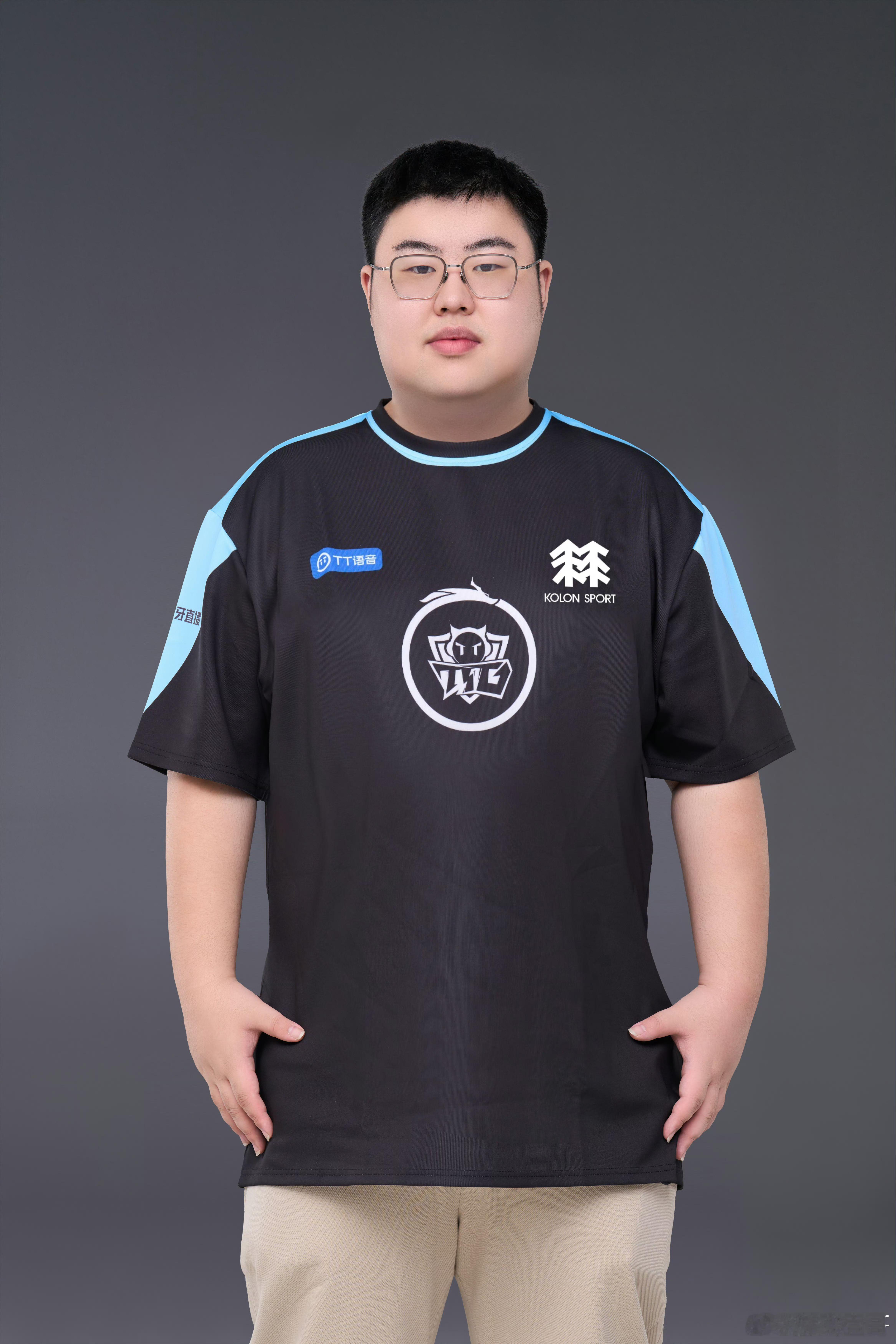 TTG小胖首发登场 全新阵容正式亮相赛场，小胖身披TTG队服开启新征程，野区操作