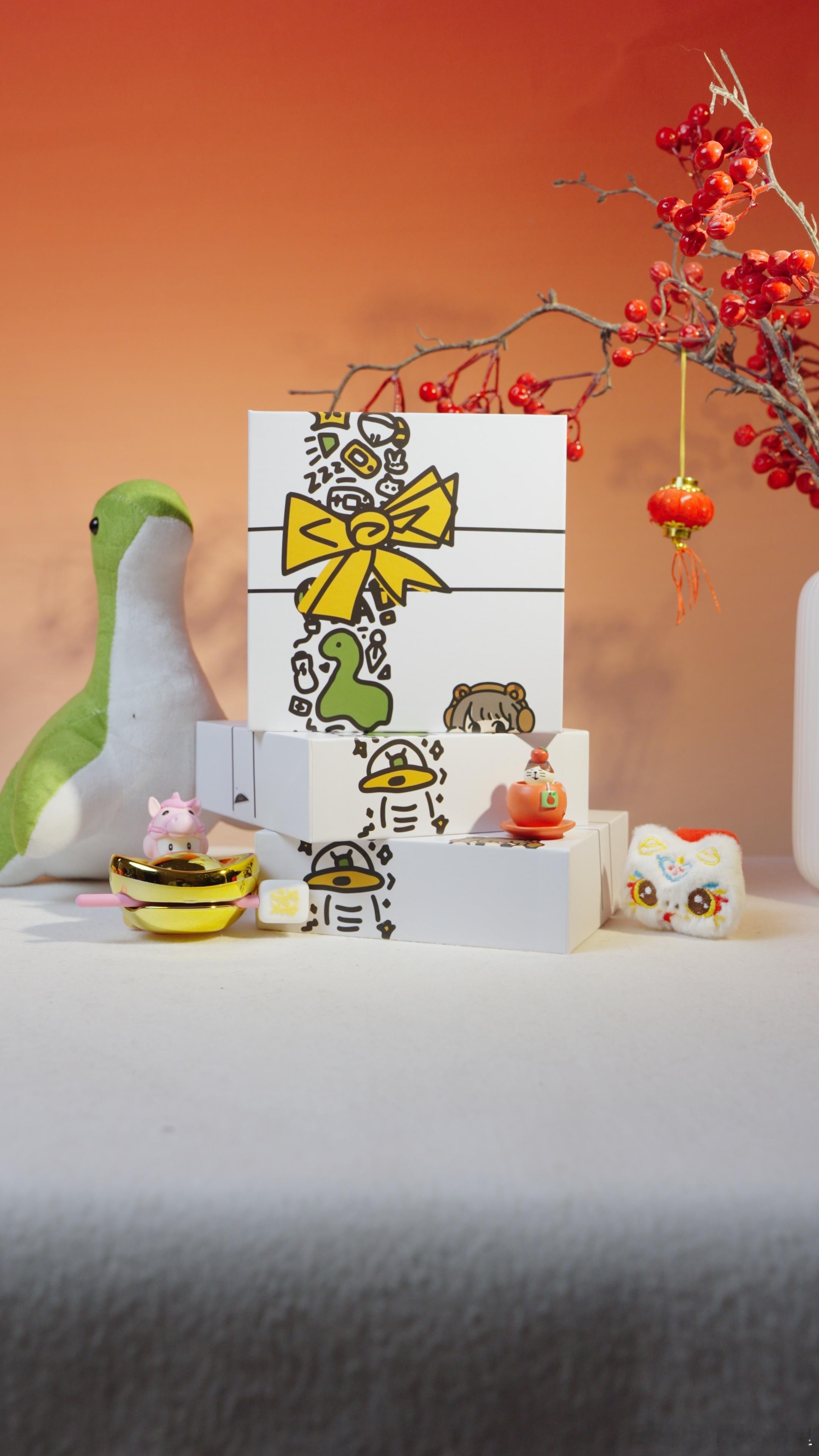 嗨嗨嗨，又是一年一度的新年礼物环节啦！这次我选了一个每天都能用得上的东西——充电