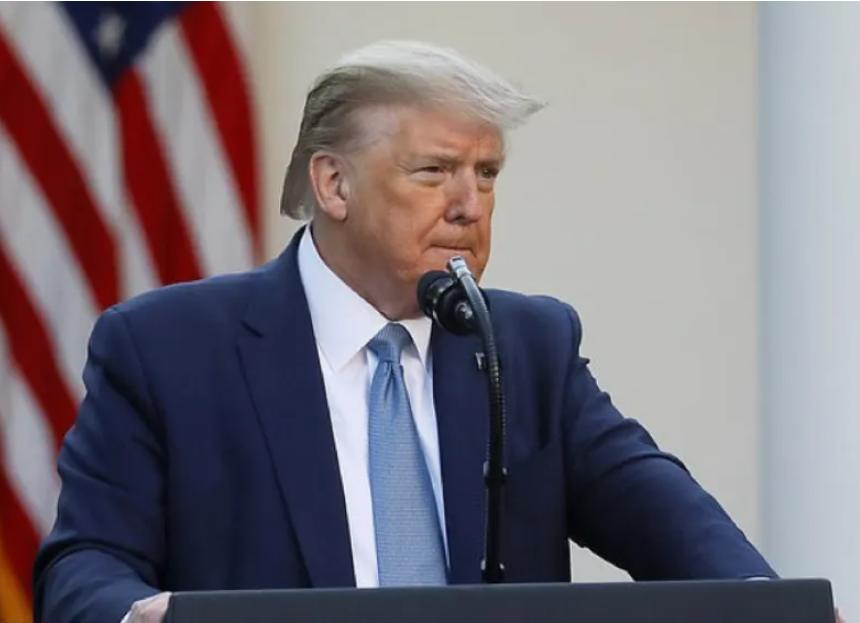 全球有三位无法无天的狂人，正在把世界搅得鸡犬不宁！


一是特朗普，随心所欲、肆