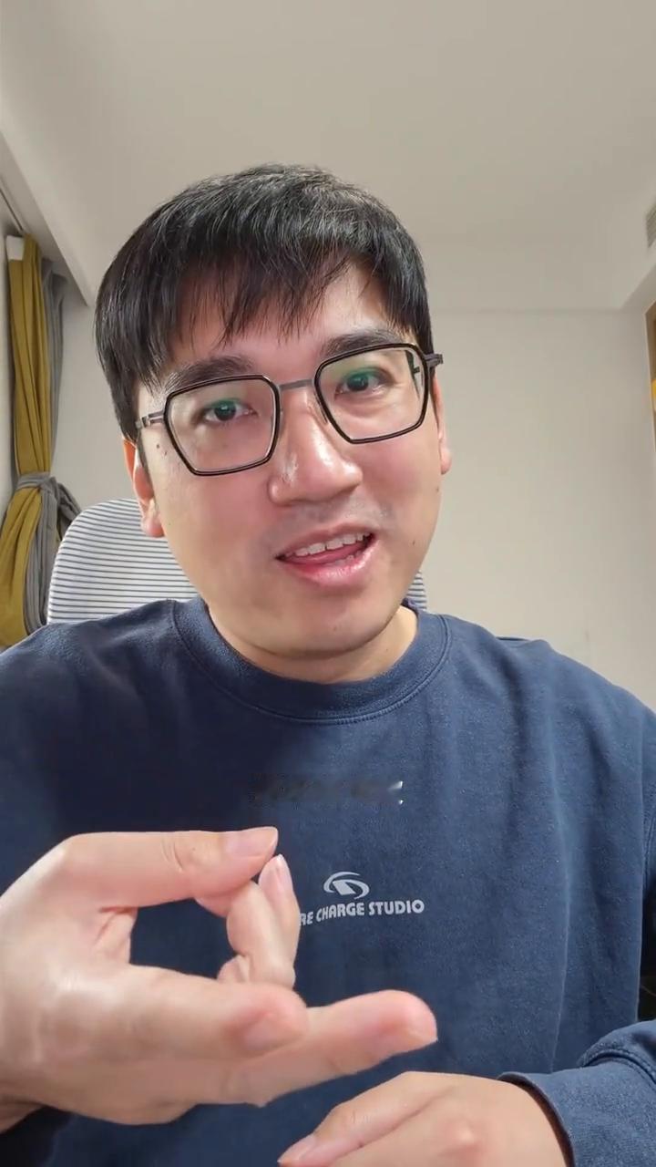 最怕这一招，公司不怕劳动仲裁。
公司最怕的讨薪方式不是劳动仲裁。很多公司心里很清