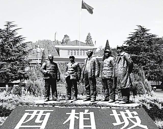 从西柏坡到北平城，毛主席与周总理有一段意味深长的对话

从西柏坡出发去北平城的当