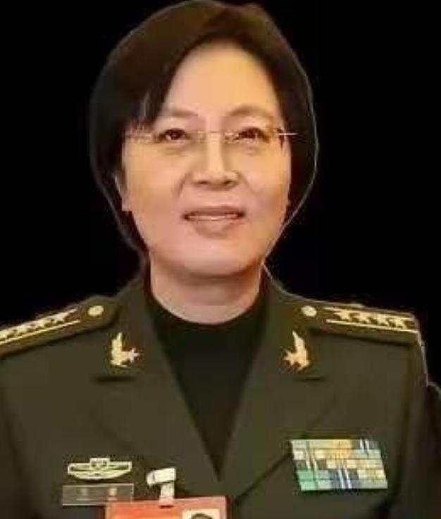 7月16日，国务院公布的一纸任命，让不少人心里彻底踏实下来。60岁的陈薇正式出任