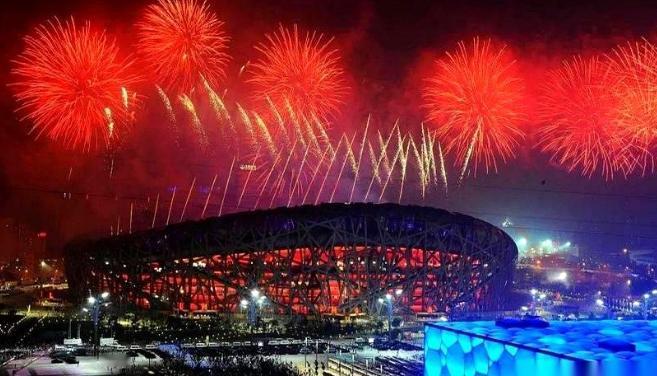 五年里，来了三次。国际奥委会那帮人，就差把“求求你”写在脸上了，变着法儿地想让中