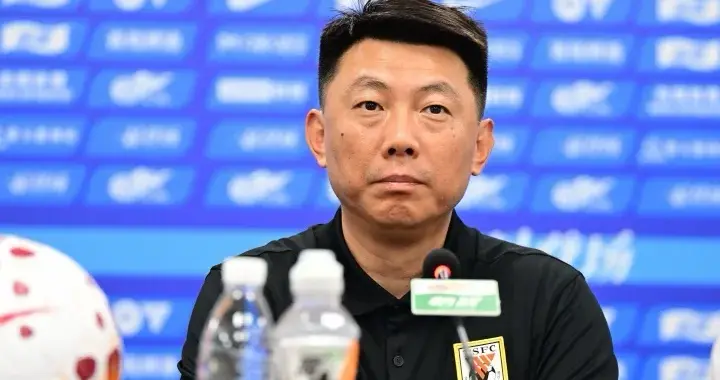 泰山奔赴武汉客场：四名外援随行，泽卡有望赶上末轮对阵蓉城