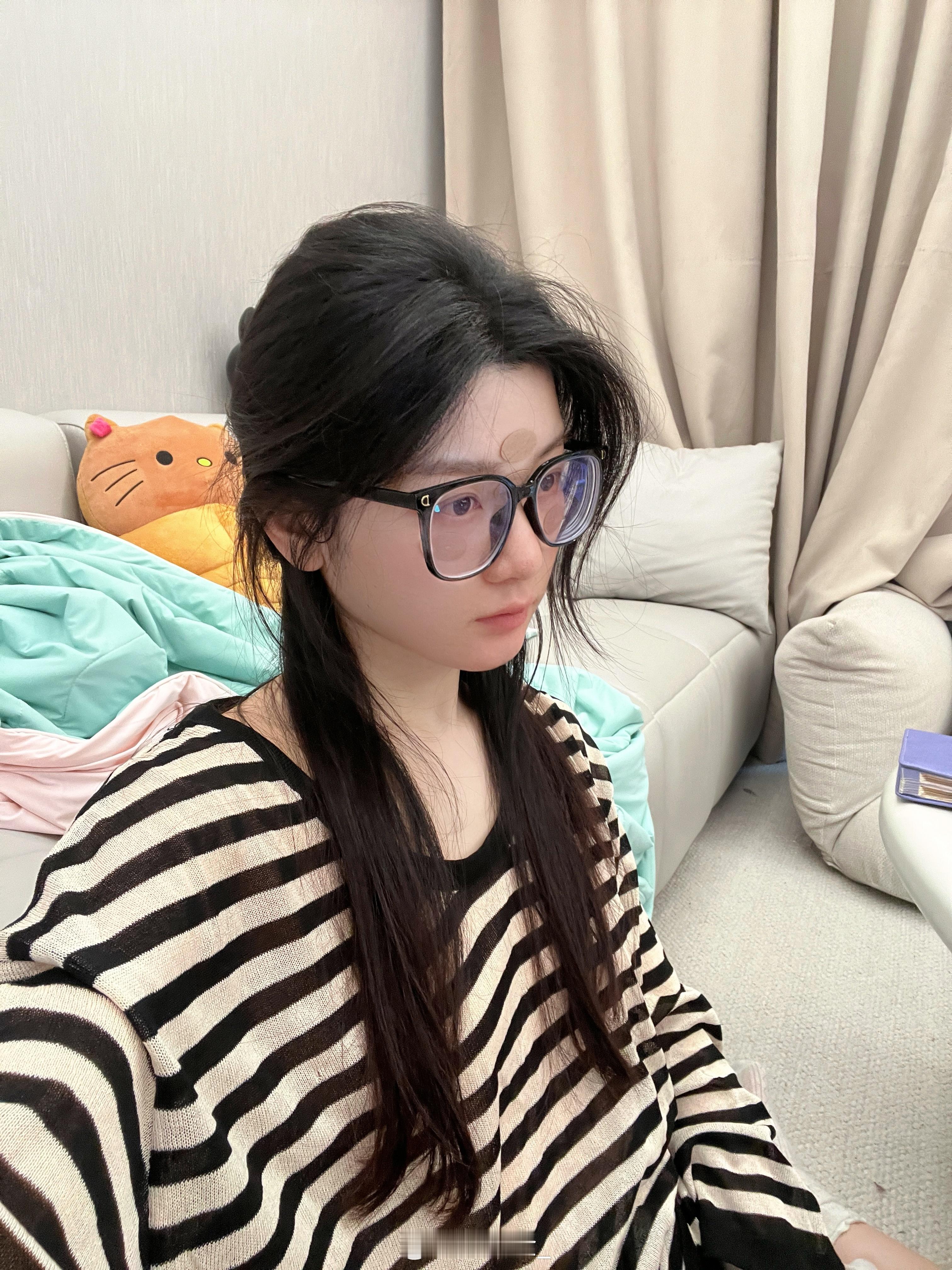 麻辣烫吃完更想吃东西了[猪头]#付四金[超话]# ​​​