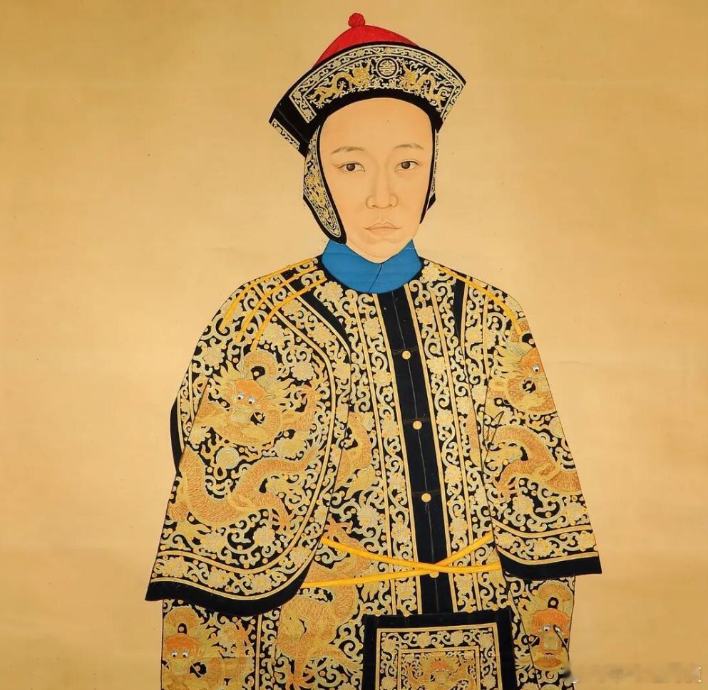 咸丰帝长什么样这是现存最能看清的一张画像（见附图）这是清朝《咸丰 御制圣容随侍甲