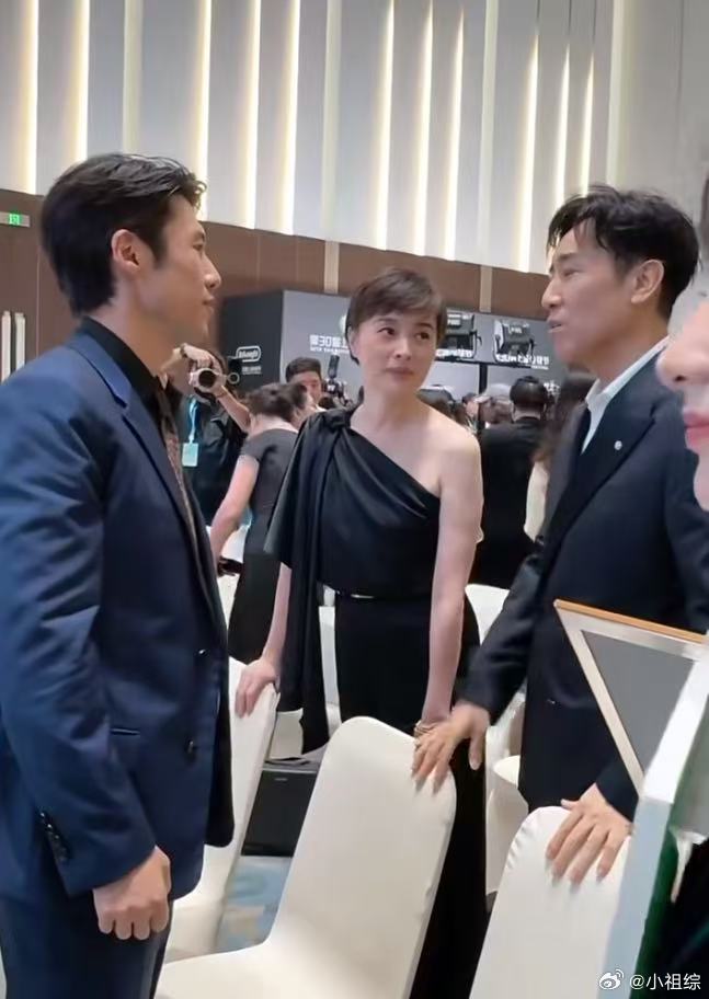 吴越见证于和伟和不同男人牵手吴越见证于和伟和不同男人牵手，吴越见证于和伟和不同男