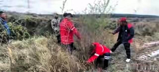 4岁女孩获救的第一句话，让1.2万搜救人大吃一惊。
 
辽宁建平的秋夜，寒意已浸