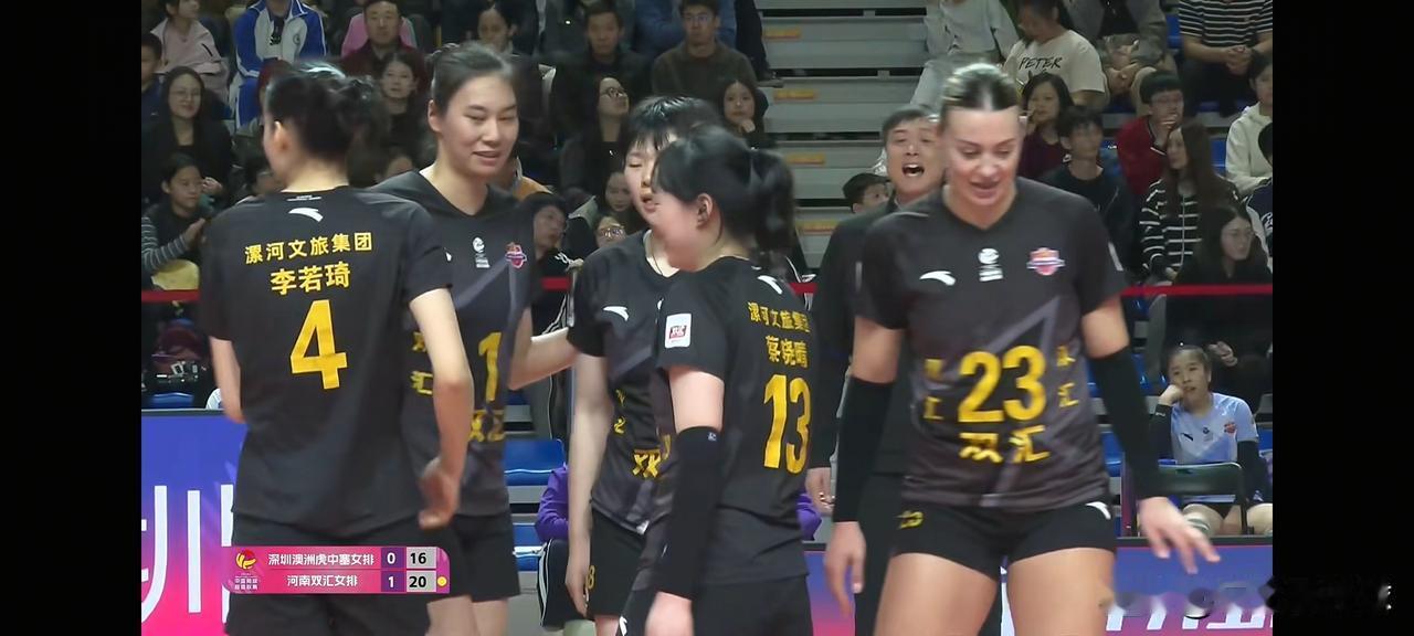 河南女排验证了瘦死的骆驼比马大，对比深圳！
河南升降级全部以3：0双杀深圳。恭喜