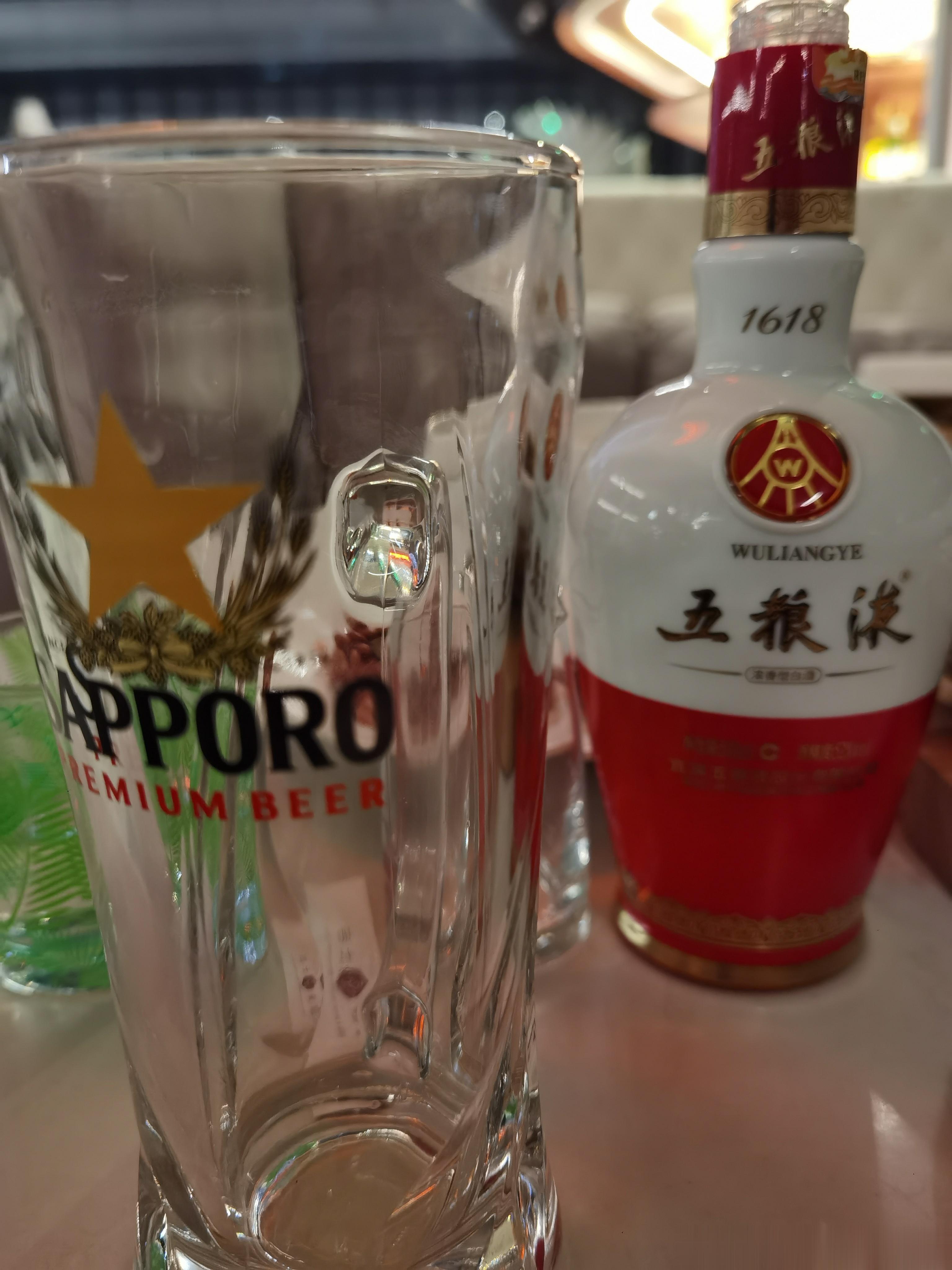 札幌Sapporo，是我比较熟悉的城市，札幌啤酒厂我去参观过。 五粮液是让我灵魂