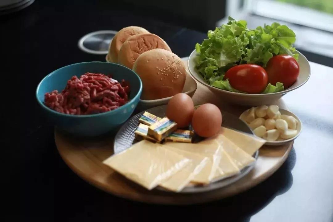 癌症患者真有那么多忌口？肿瘤医生：只有这些不能吃，其他都可以

“我以为自己得了