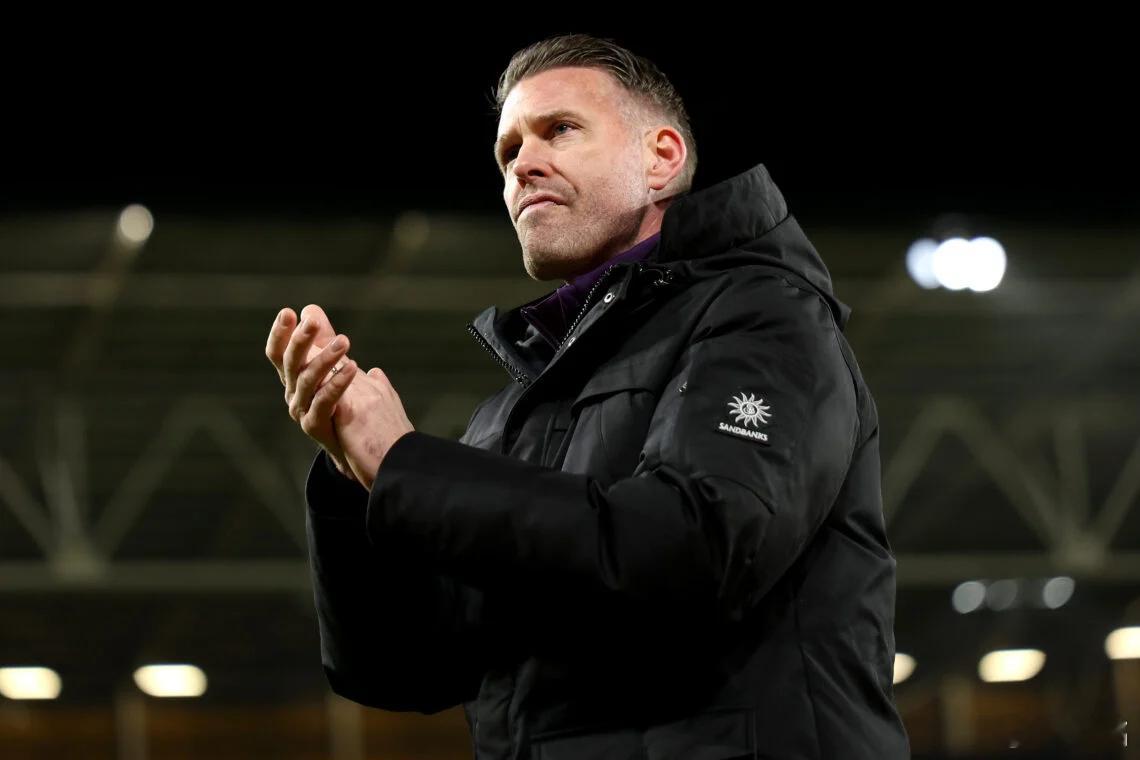 狼队0比2布伦特福德 狼队英超联赛10连败了，各项赛事11连败。下轮狼队客战利物