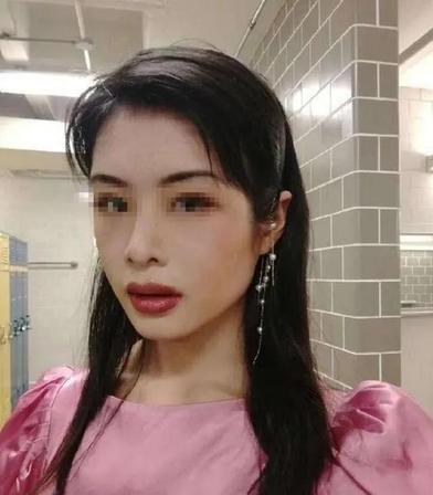 狂妄叫嚣没人能动她！“反华妖女”许可馨，如今下场简直大快人心！

2020年那场
