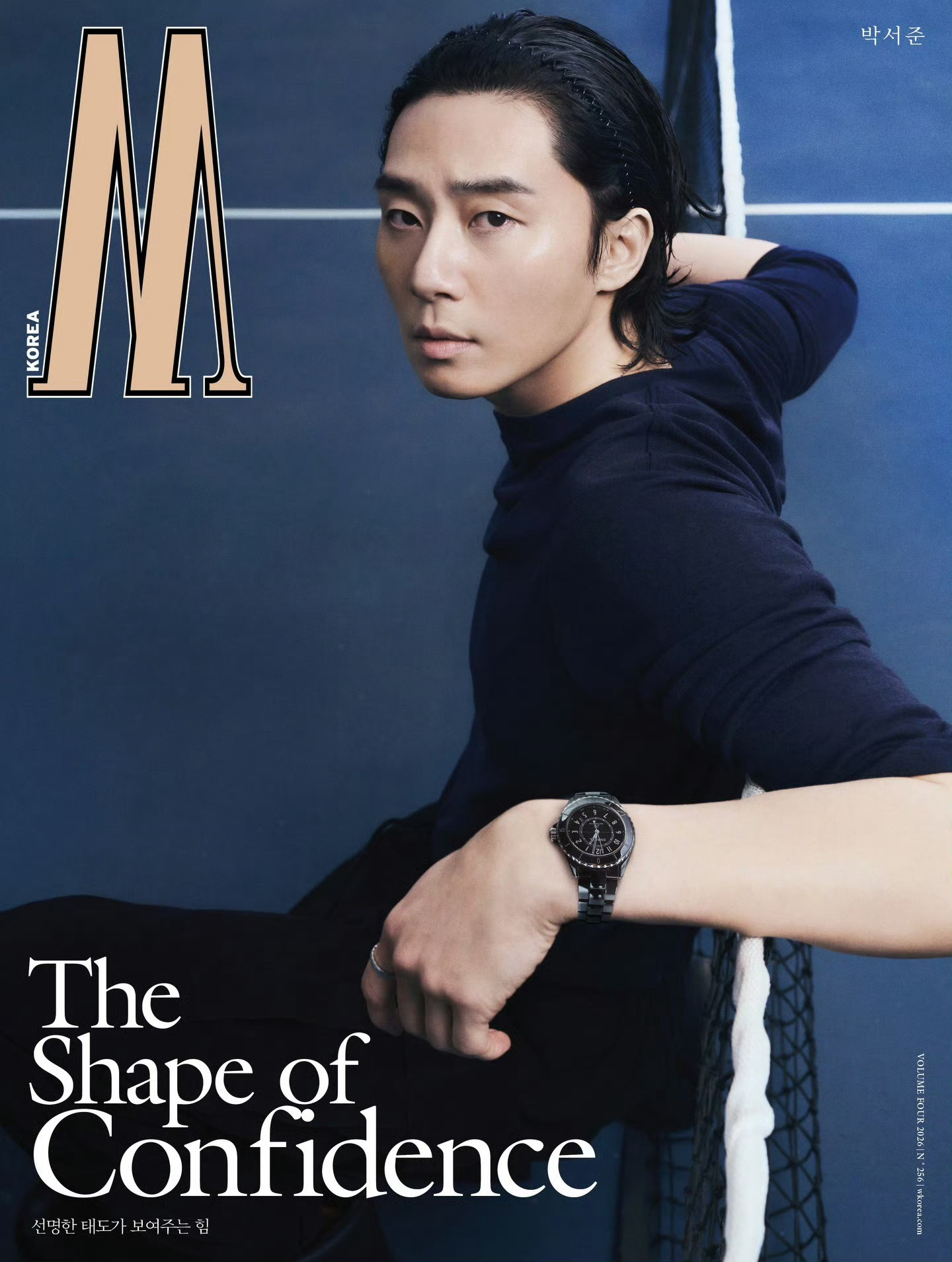 朴叙俊  W Korea 四月刊封面，佩戴香奈儿J12 腕表登封。⌚️ 封面大赏