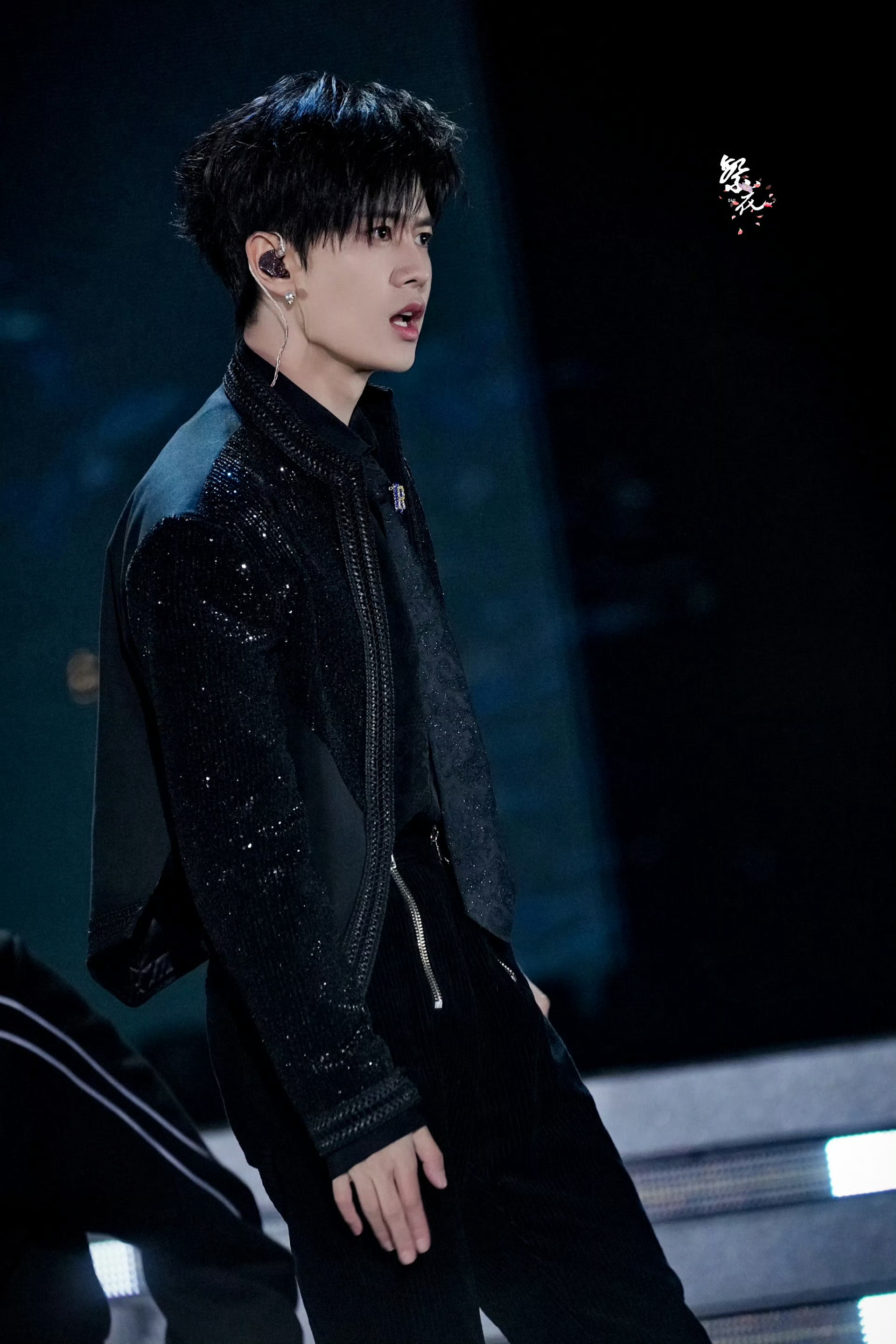 任嘉伦 ➵ 𝖇𝖎𝖚𝖇𝖎𝖚 🏹♡⃝💐任嘉伦༊因为你值得所以我愿意坚