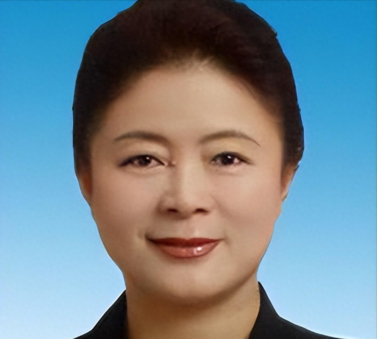 咱得说说这位赵莉莎大姐，河南南乐人，从教员到厅局领导，一路走来可真是不简单。19