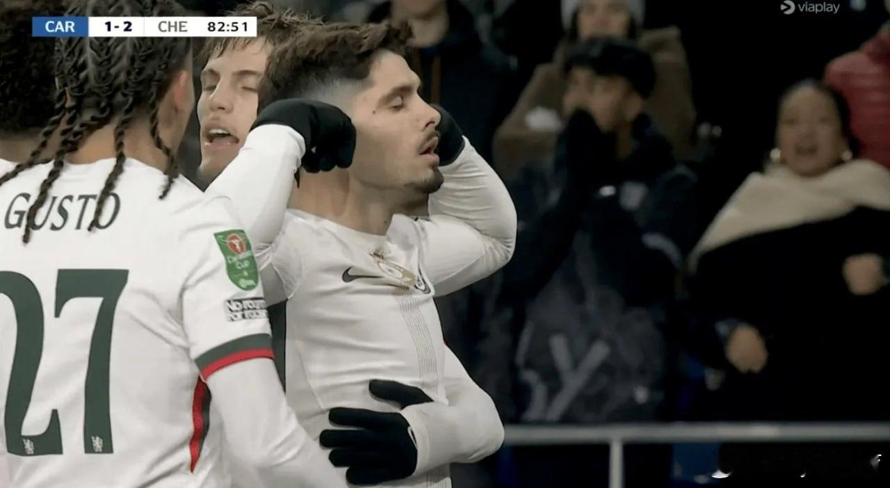 加纳乔双响救主！切尔西3-1擒黑马晋级联赛杯四强联赛杯1/4决赛上演焦点战，英超