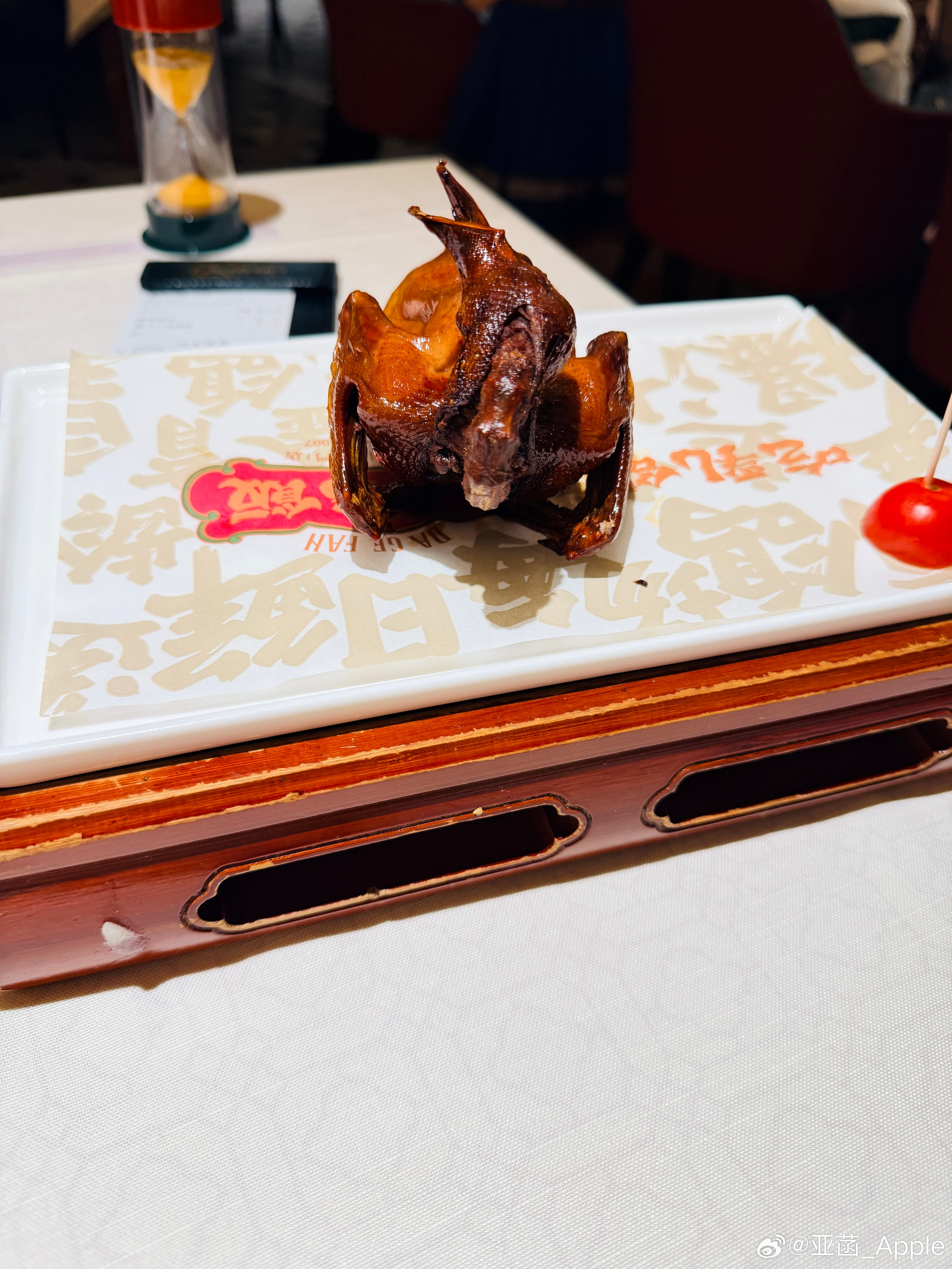 一到广州就化身美食博主这家大鸽饭的暴汁乳鸽  一吃一个不吱声谁懂！ 广州·大鸽饭