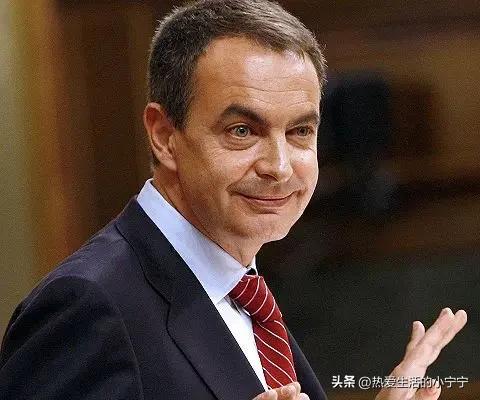 西班牙这个国家值得人尊重与敬佩！没有站队，没有投靠，没有服从，没有下跪！
   