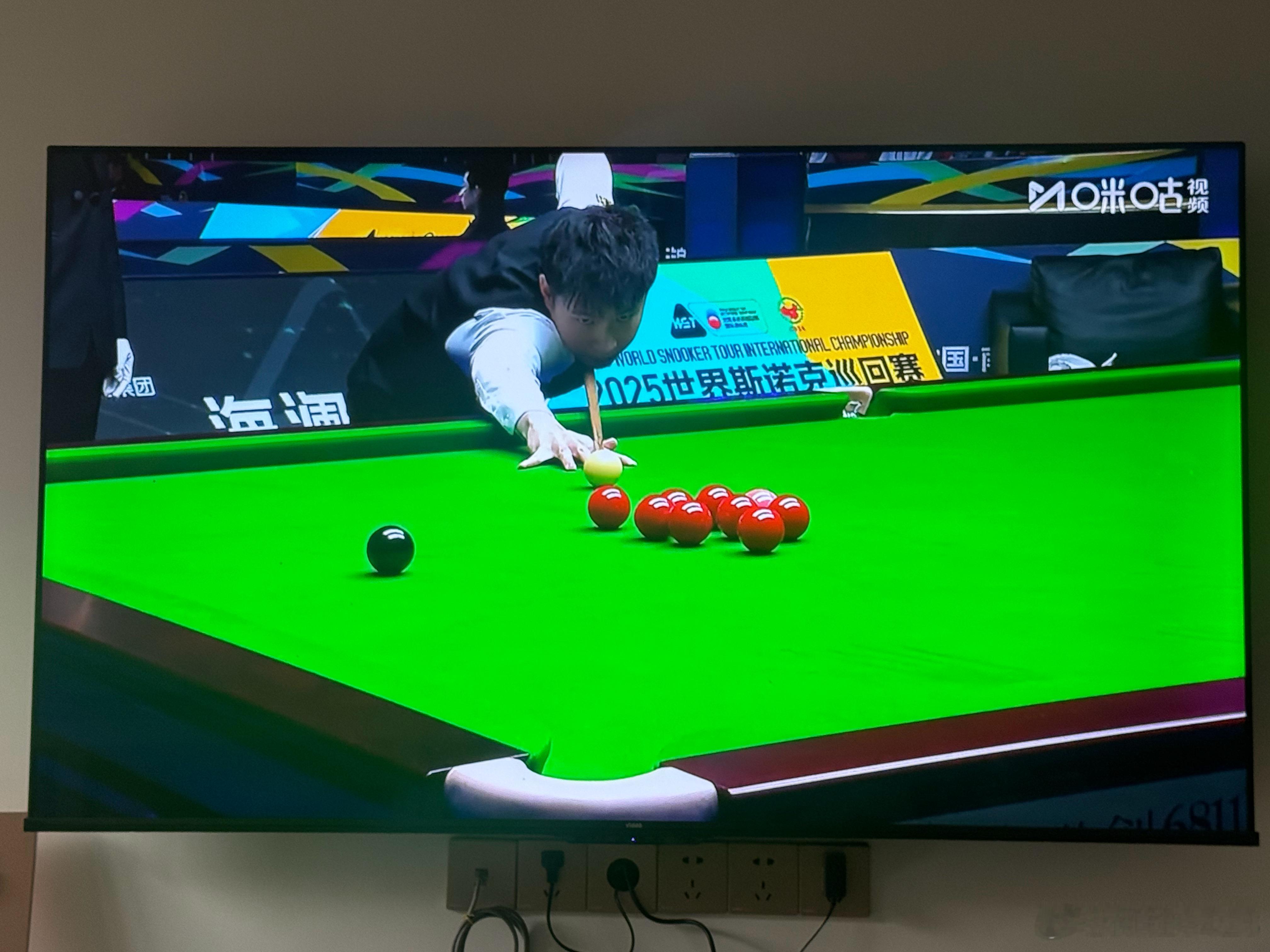 今天两位公子的内战，又是大家喜欢的诸瑛老师执裁2025斯诺克国际锦标赛 ​​​
