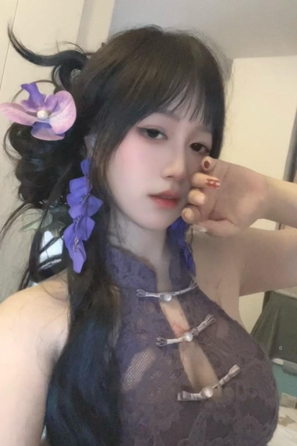怎么 你的一厢情愿也要我负责么。