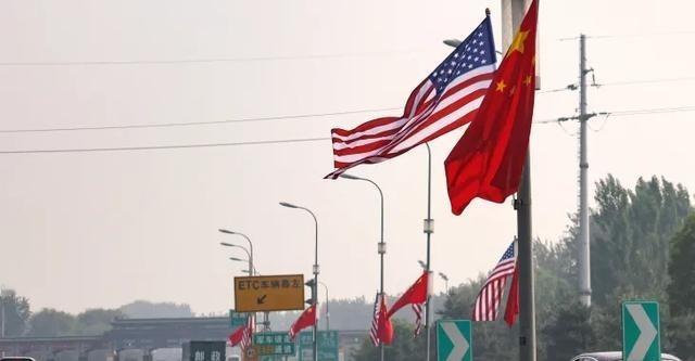 美媒“彭博社”报道说，中国方面将台湾问题为中美关系中“最重要的”问题，并警告说中