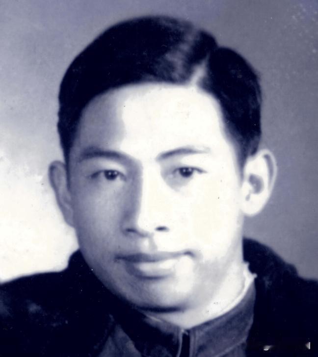 1956年，中南大学学生王明健在毕业前一天，突然被两名没有任何军衔与职务的神秘军